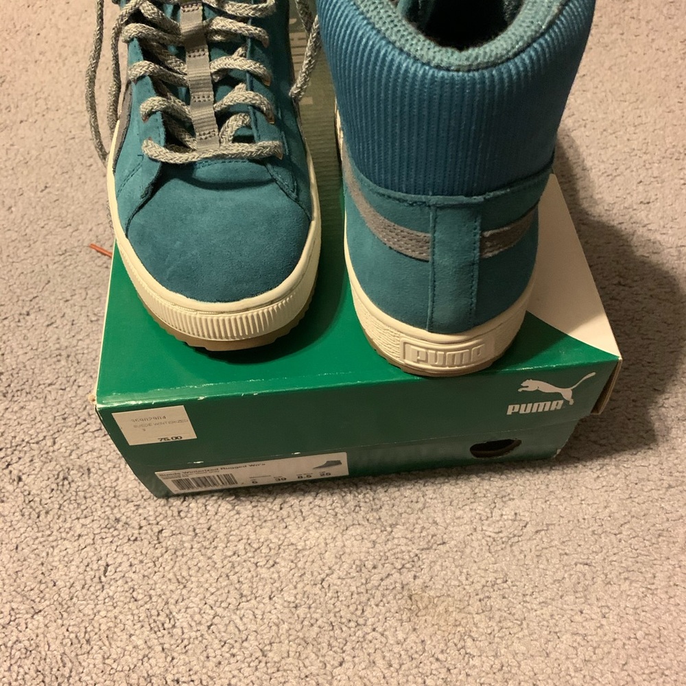 Puma sneakers